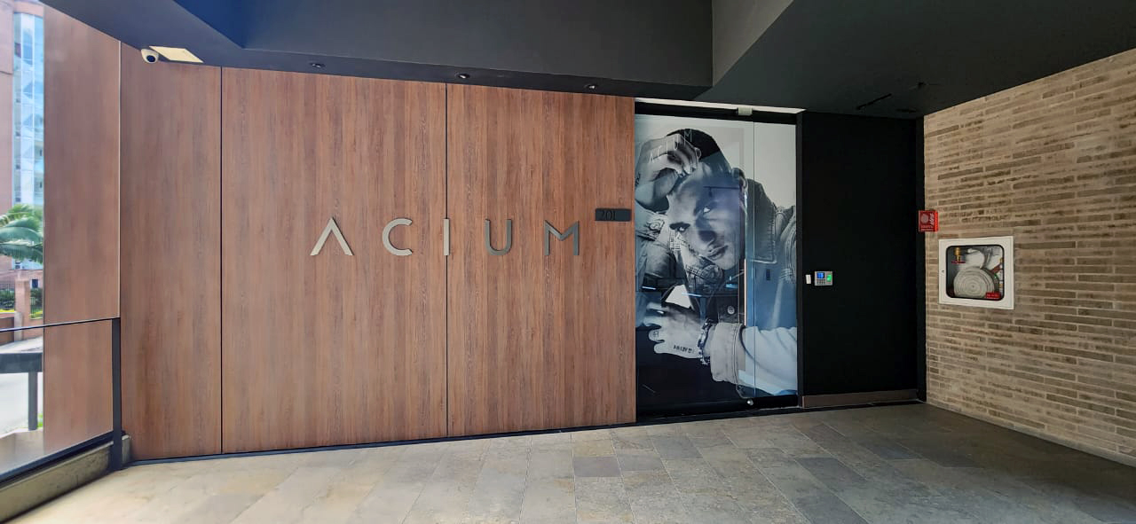 Acium 1